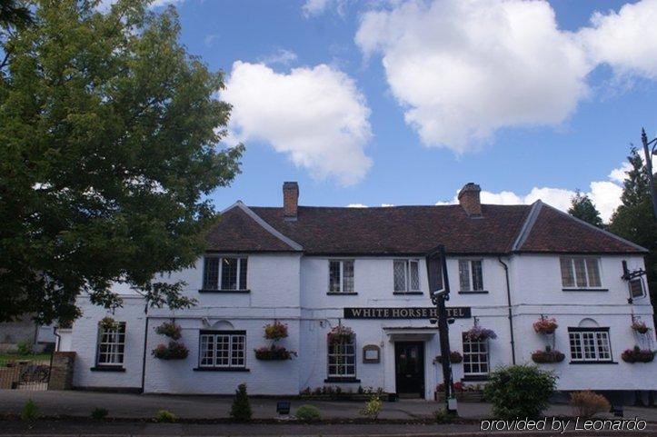 The White Horse Hotel Hertingfordbury Bagian luar foto