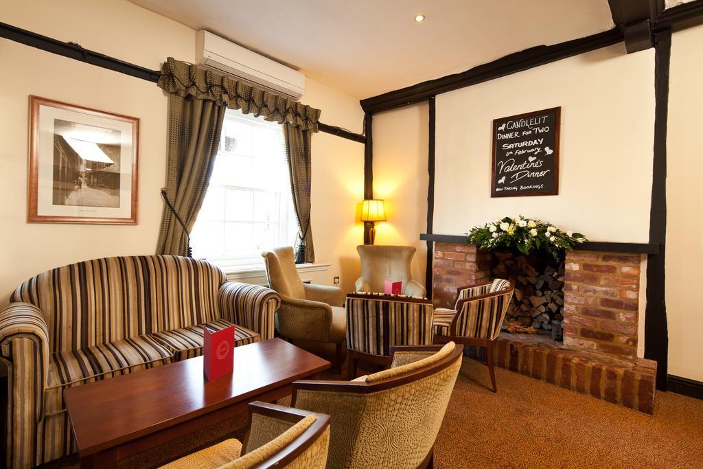 The White Horse Hotel Hertingfordbury Bagian luar foto